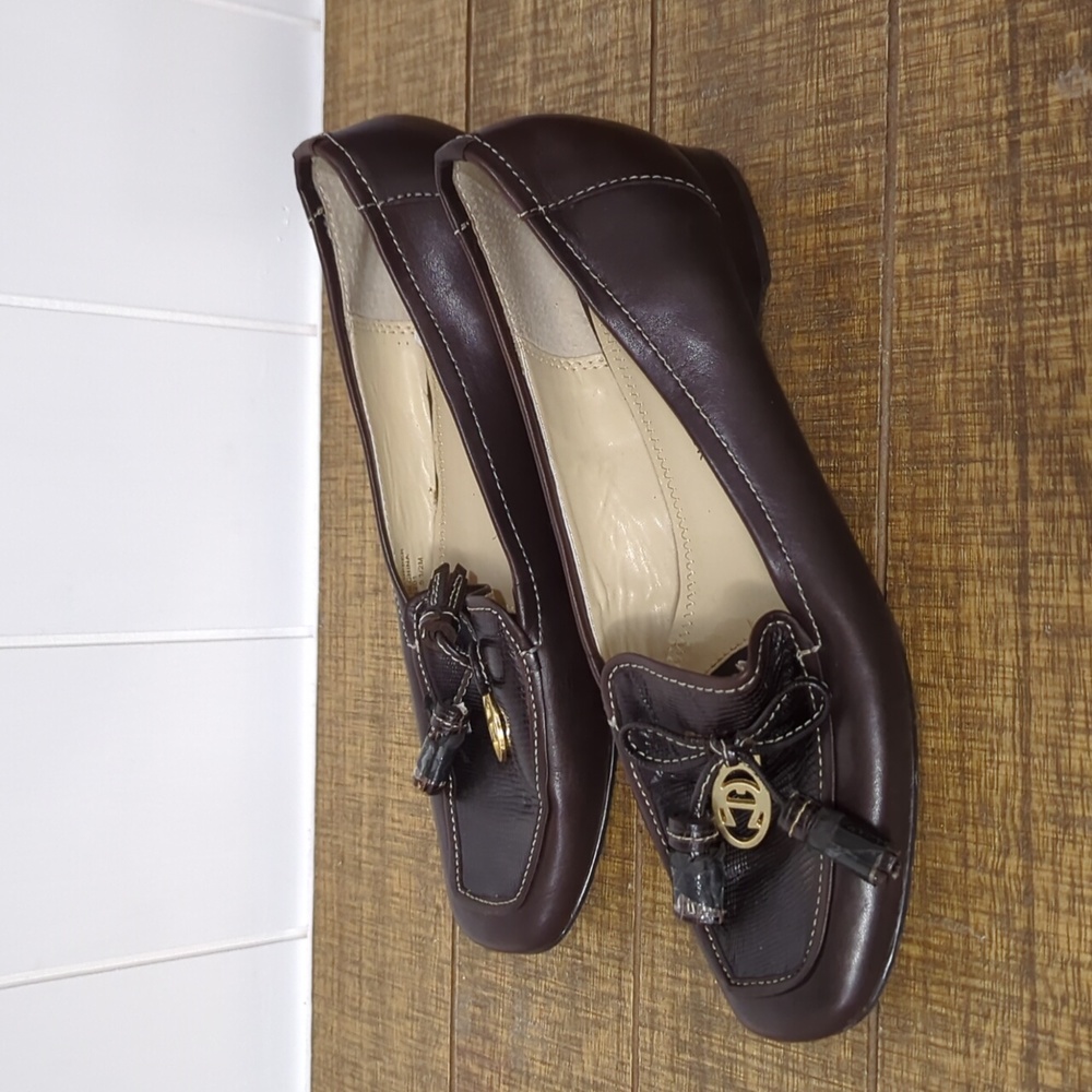 ❤️5/$25 Etienne Aigner Slip On Tassel Bow Shoes
